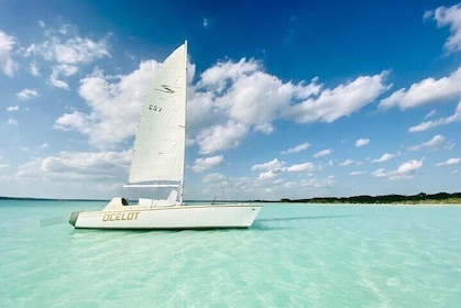 Catamaran Sailboat Bacalar Excursions