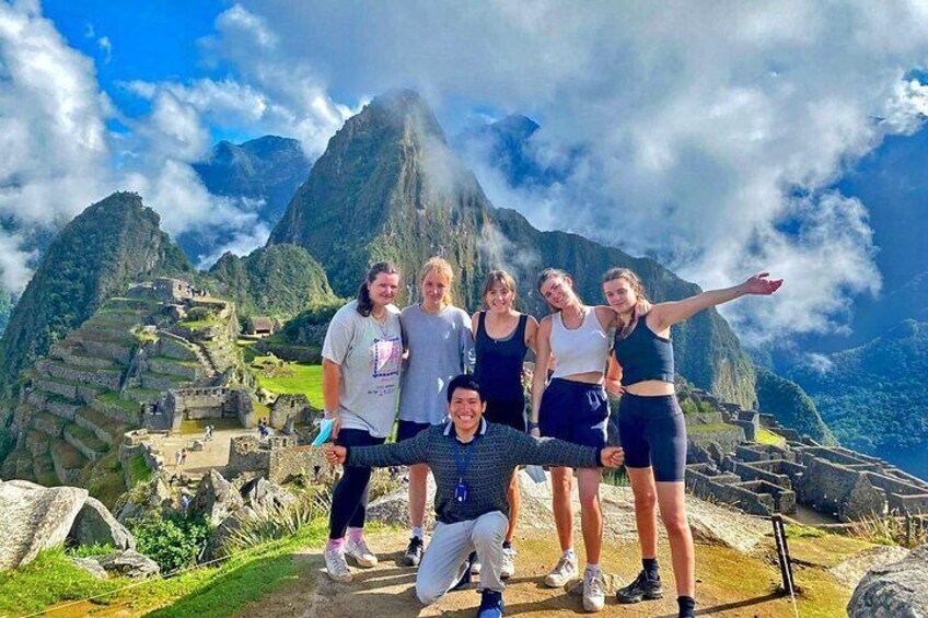 Machu Picchu Shared 4-Day Tour