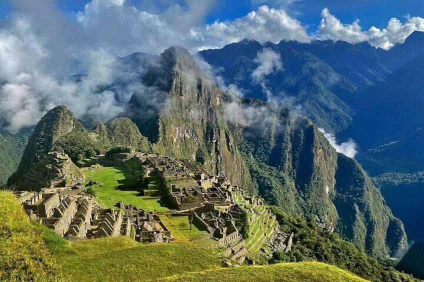 Machu Picchu Shared 4-Day Tour