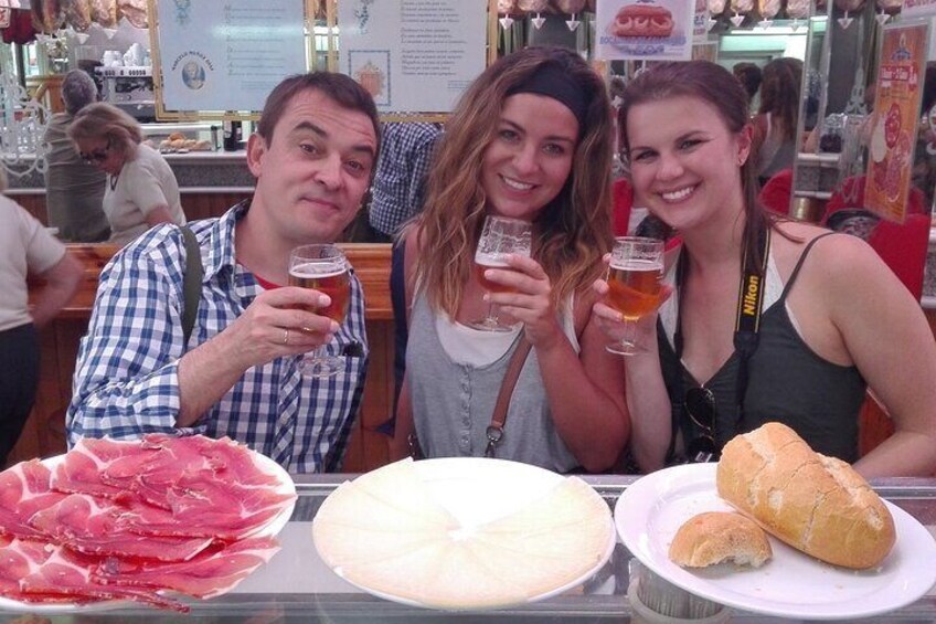 Craft-Beer and Tapas Tour in Madrid