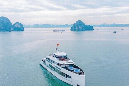 Exclusive Halong Bay Day Tour on Symphony Cruise with Pickup