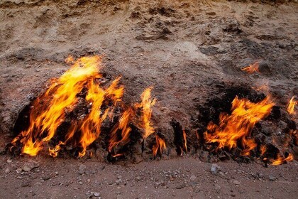 Descubre Gobustán y Absherón Historia, Volcanes de Barro y Naturaleza