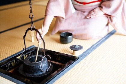 Tokyo Learn from Expert for a Real Matcha Experience