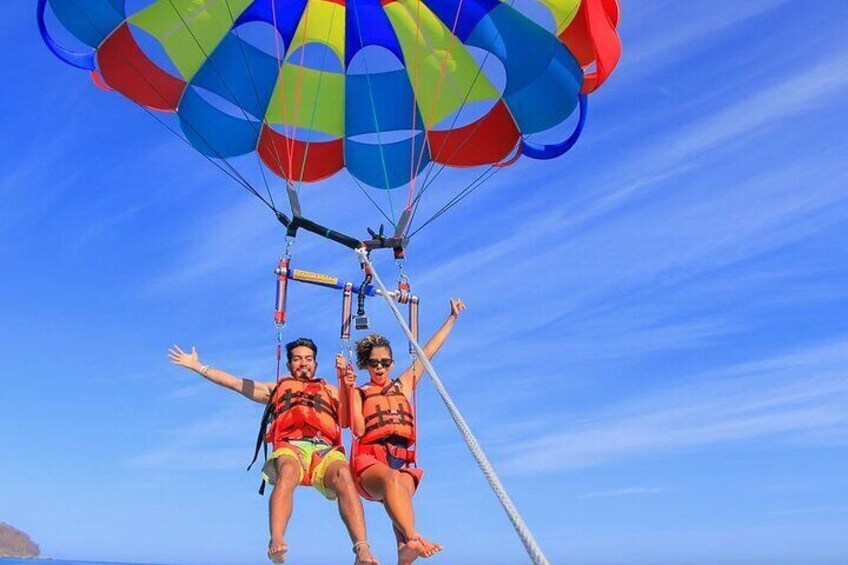 Parasailing, Banana & Sofa Boat Experience in Sharm El Shaikh