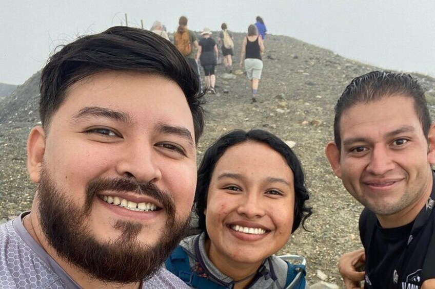 Infini Tours Tour guides team of Santa Ana Volcano
