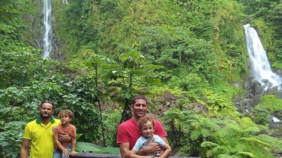 Private Dominica Tour to Titou Gorge via Minibus