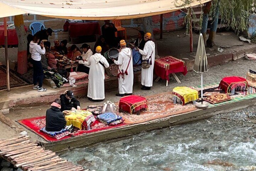 Atlas Mountains Excursion Day Tour with Lunch in berber house