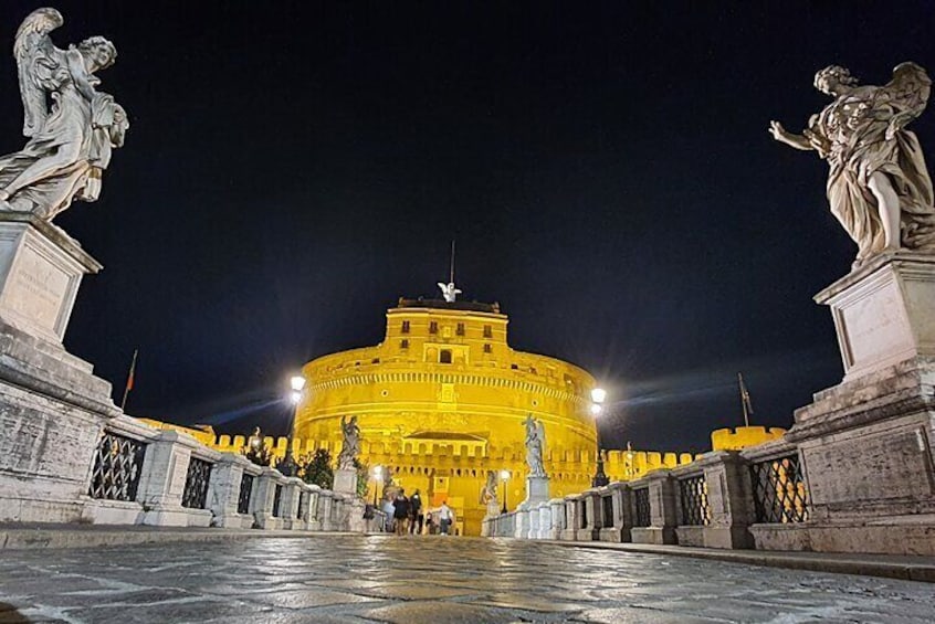 Skip-the-line Rome Hadrian's Castle Sant'Angelo Private Tour