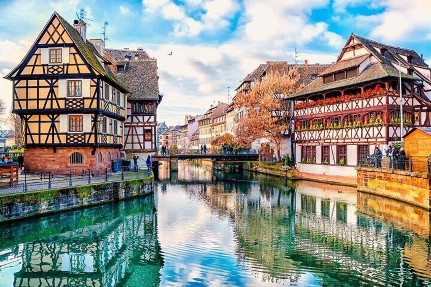 Private day trip from Basel to Alsace Wine Region Riquewihr and Colmar