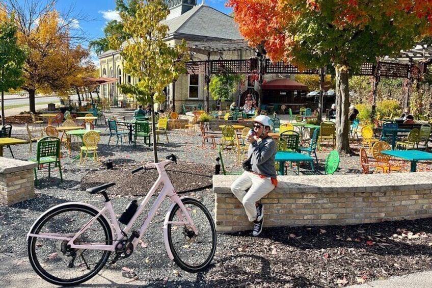 Milwaukee Guided E-Bike and Smörgåsbord Tour
