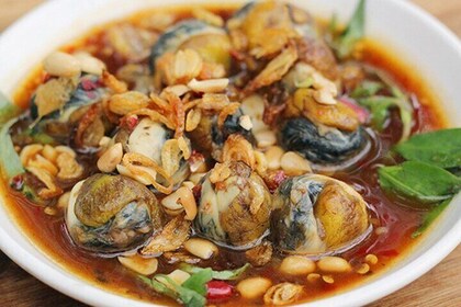 Da Nang Street Walking Food Tour