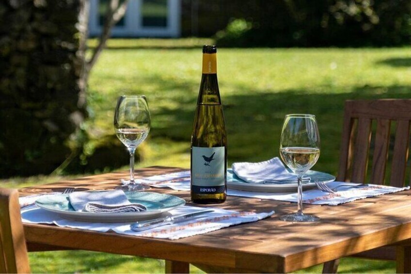 Valdevez Arcs and Lima Bridge Tour with Green Wine Tasting