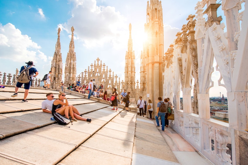 Milan Duomo Skip the Line Guided Tour with Rooftop Access