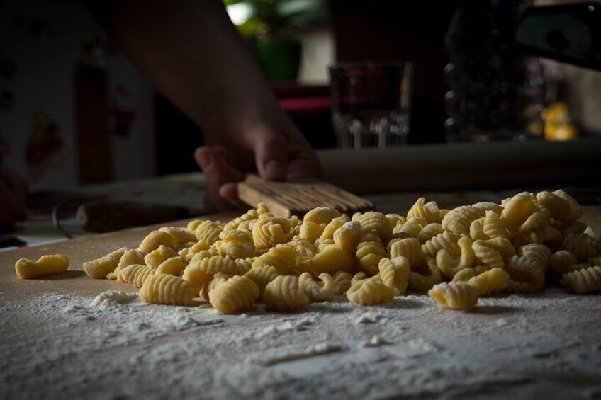 Homemade fresh pasta cooking class