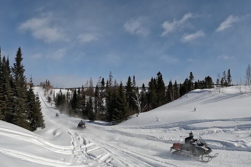 Guided Snowmobile Tours Upper Laurentians