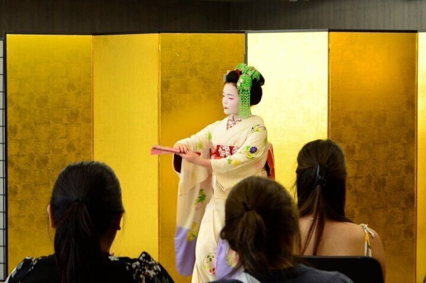 MEET MAIKO: Meet-&-Greet, Maiko Show & Experience in Kyoto