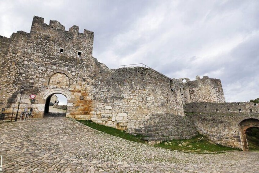 Full Day Berat Tour and Cobo Winery from Tirana