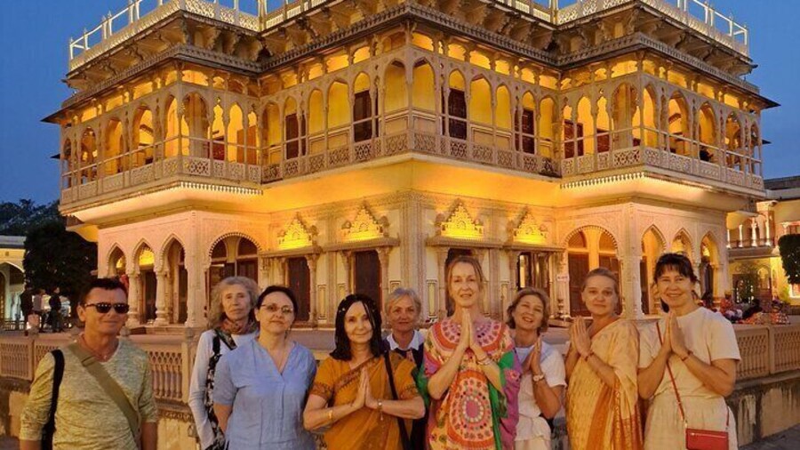 Delhi to Jaipur Pink City Tour with Government Approved Guide