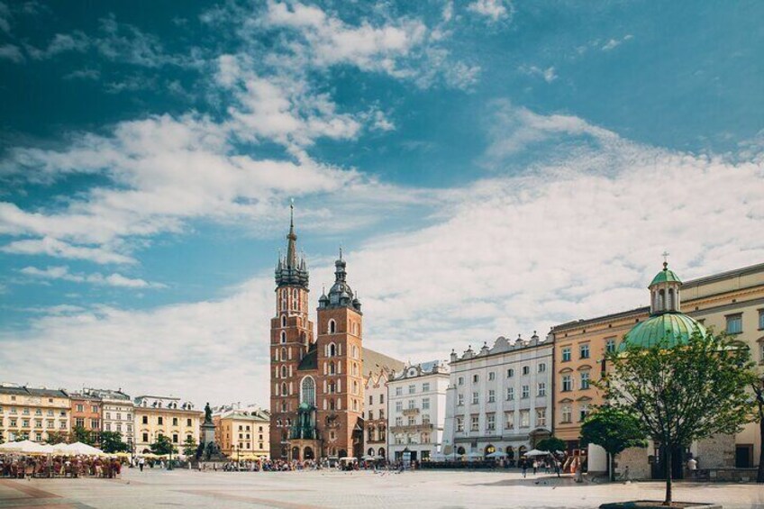 Private Tour with a Local Guide in Krakow