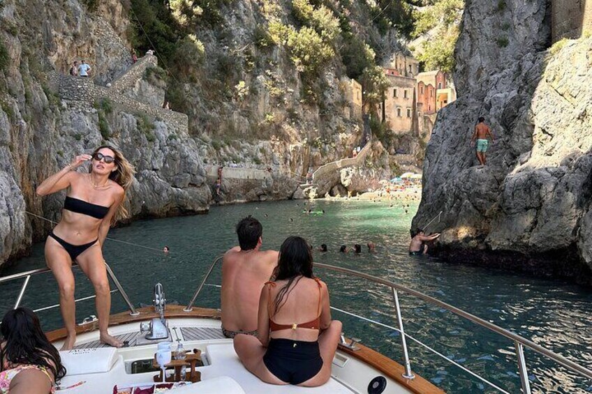 Private Boat Tour of the Amalfi Coast