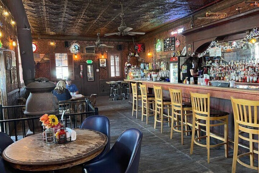 Pioneer Saloon - Bar Inside