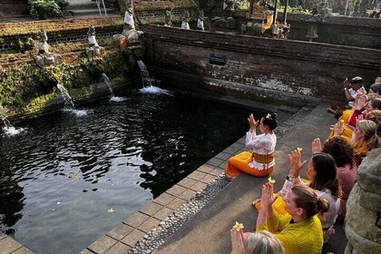 Ubud Spiritual Cleansing and Meditation Healing Tour