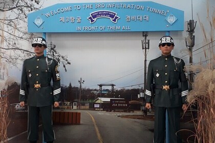 DMZ + DMZ Gondola with former US Military Camp - K drama