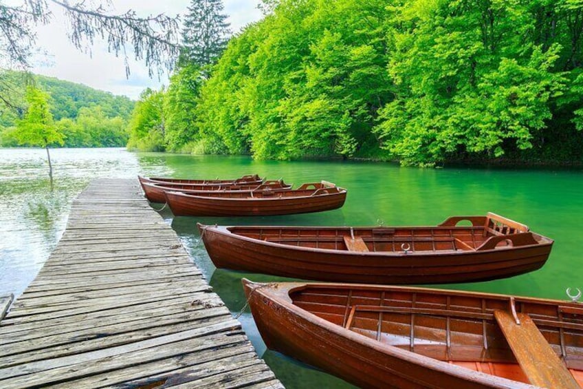 Plitvice Lakes Private Day Tour from Zadar