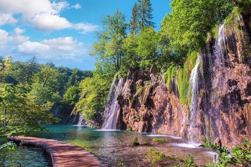 Plitvice Lakes Private Day Tour from Zadar