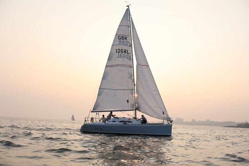 Sailing Experience in Mumbai on Mid Size Yacht