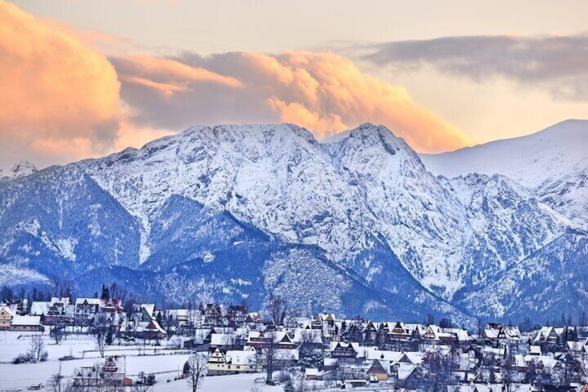 Snowmobile Ride and Thermal Pools with Hotel Pickup in Zakopane