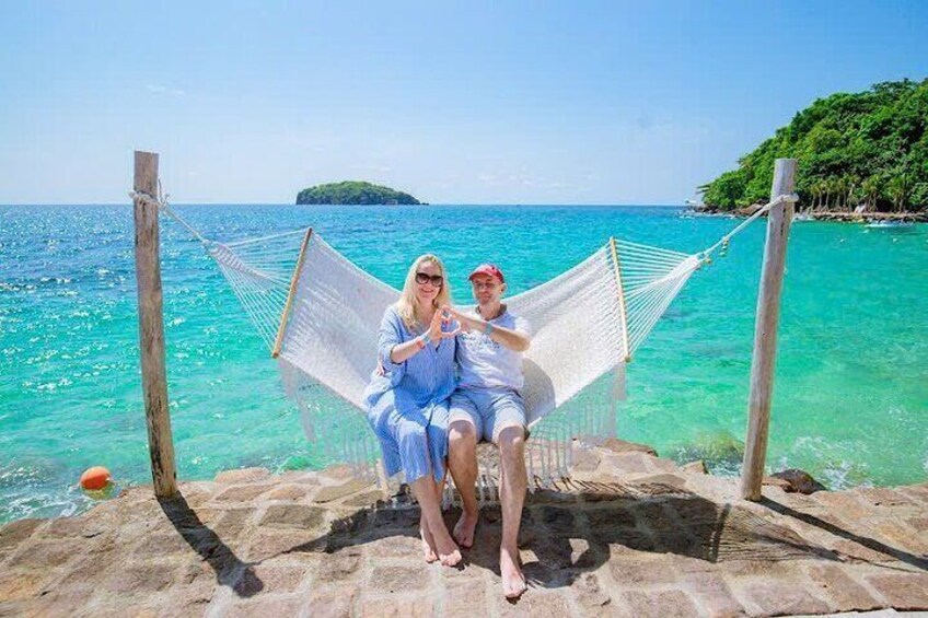 Full-Day Snorkeling and Island Hopping By Speedboat with Lunch
