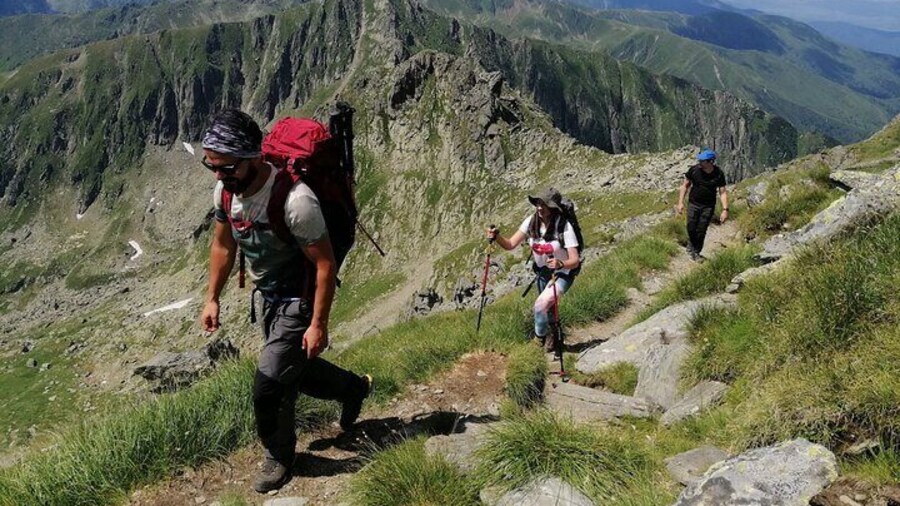Multi-day hiking in FaÌgaÌrasÌŠ Mountains - Transylvanian Alps