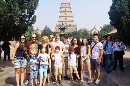 Xi'an Exclusive Terracotta Army Tour with Local Family Lunch