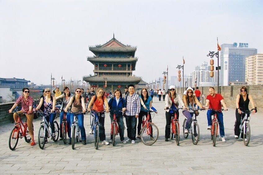 Xi'An Highlights All-Inclusive Private Day Tour with Local Lunch