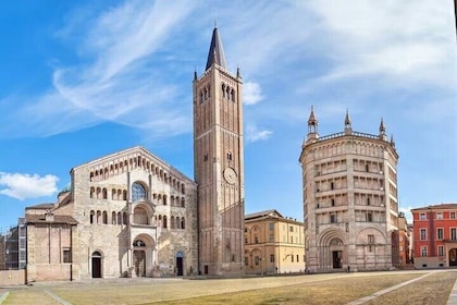 Private Guided Walking Tour in Parma with a Local Guide