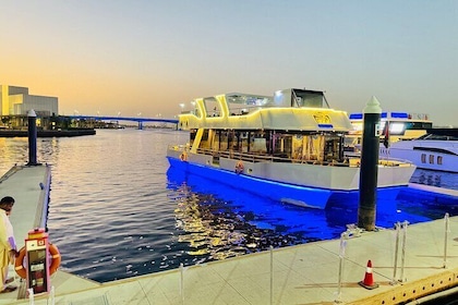 VIP Dubai Canal Yacht Cruise with BBQ Buffet