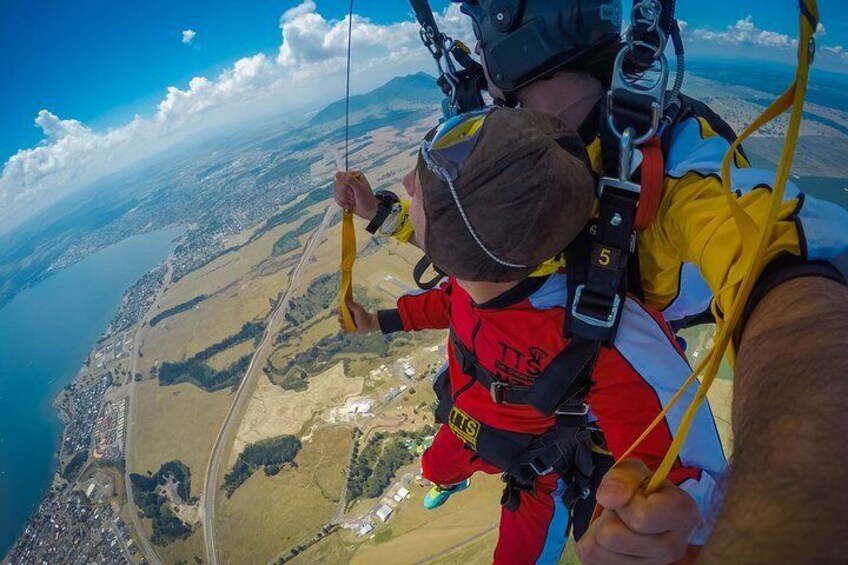 Taking a breath under canopy