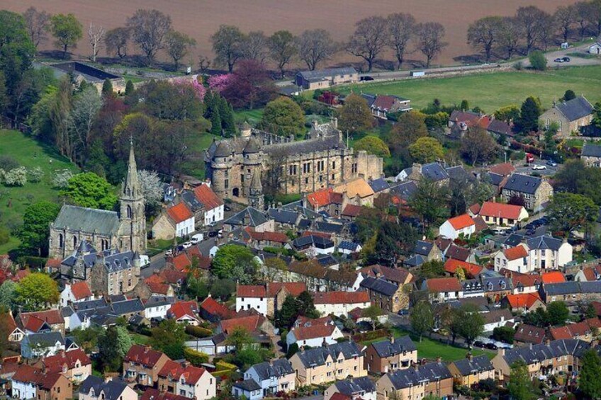 Outlander and Castles Film Locations Day Tour from Edinburgh