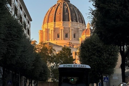 Roman Churches and Food Experience on Golf Cart at Rome