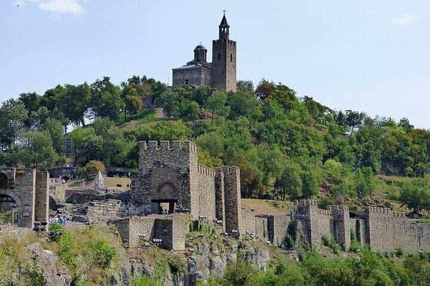 Hike Bulgaria Love Swing, Veliko Tarnovo and Tarevet Fortress