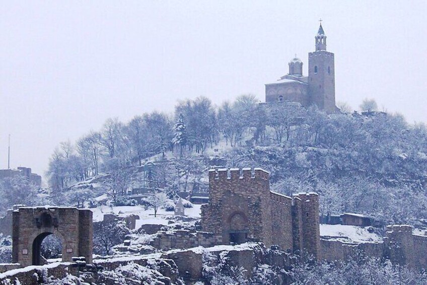 Hike Bulgaria Love Swing, Veliko Tarnovo and Tarevet Fortress