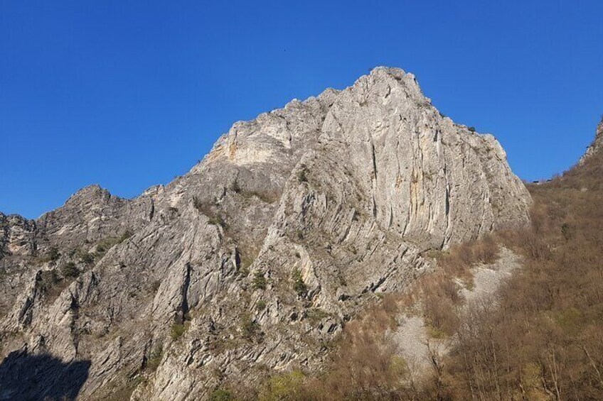 Private Skopje Tour with Visit to Vodno Mountain and Matka Valley