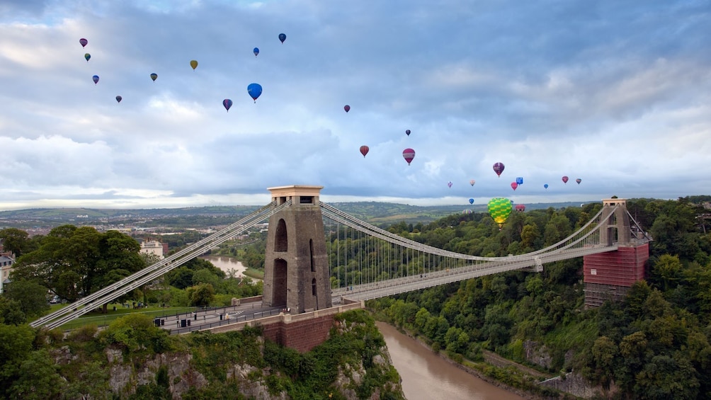 Bristol by Rail Tour from London with Bristol Ferry tour
