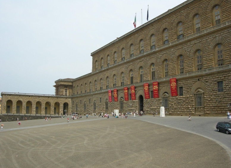 Picture 8 for Activity Florence: Pitti Palace Small Group Tour