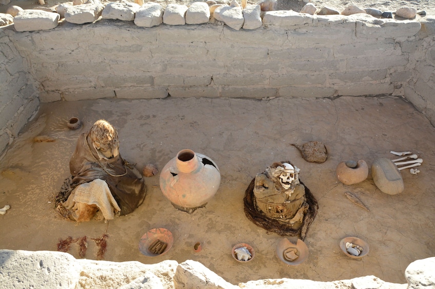 Chauchilla Cemetery and artisan workshop