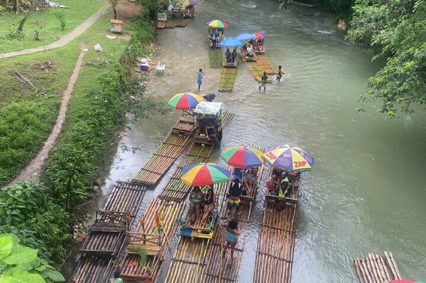 Exclusive and Private 1 Hour Rafting in Lethe and Shopping