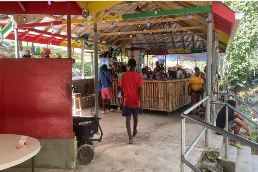 Exclusive and Private 1 Hour Rafting in Lethe and Shopping
