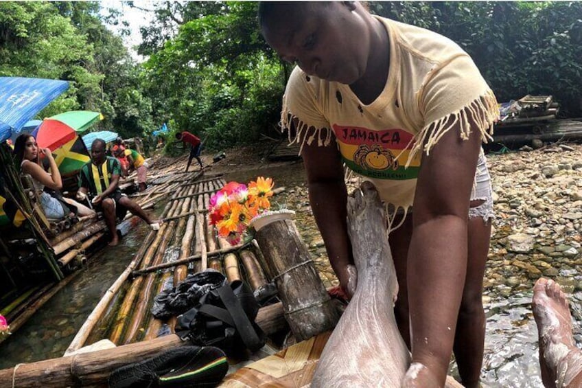 Exclusive and Private 1 Hour Rafting in Lethe and Shopping