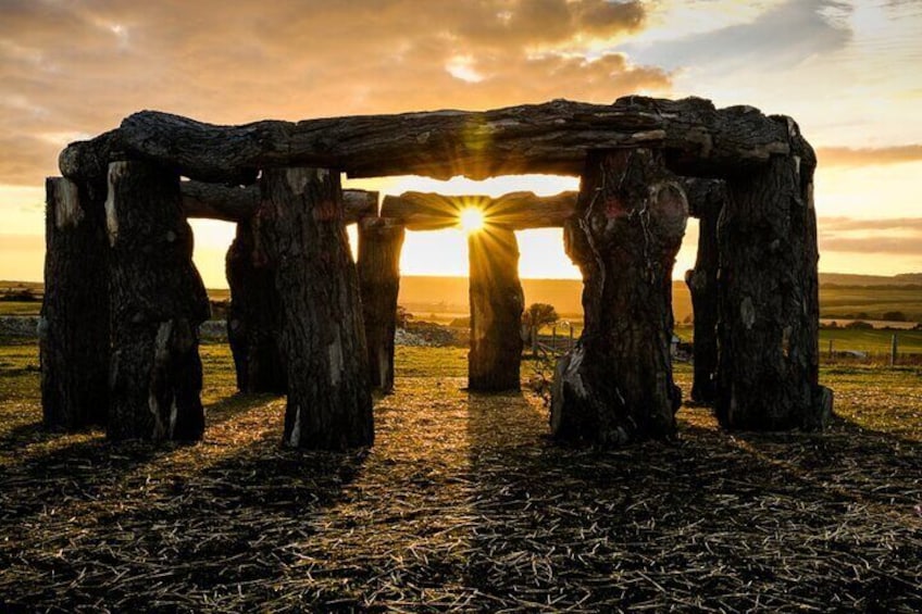 Luxury tour of Stonehenge and Salisbury Cathedral